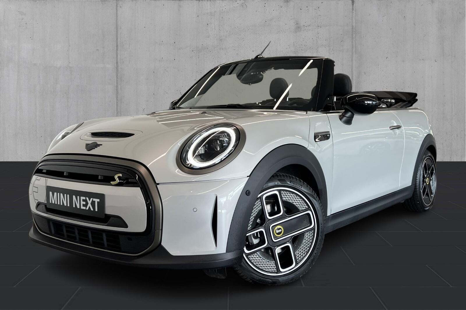 Mini Cooper SE Cabriolet