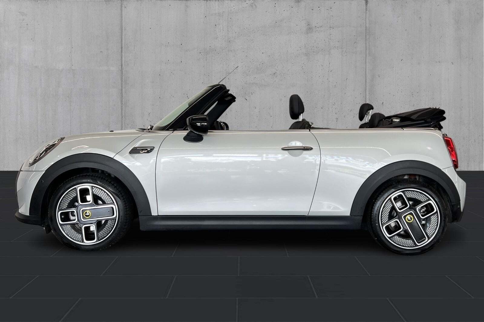 Mini Cooper SE Cabriolet