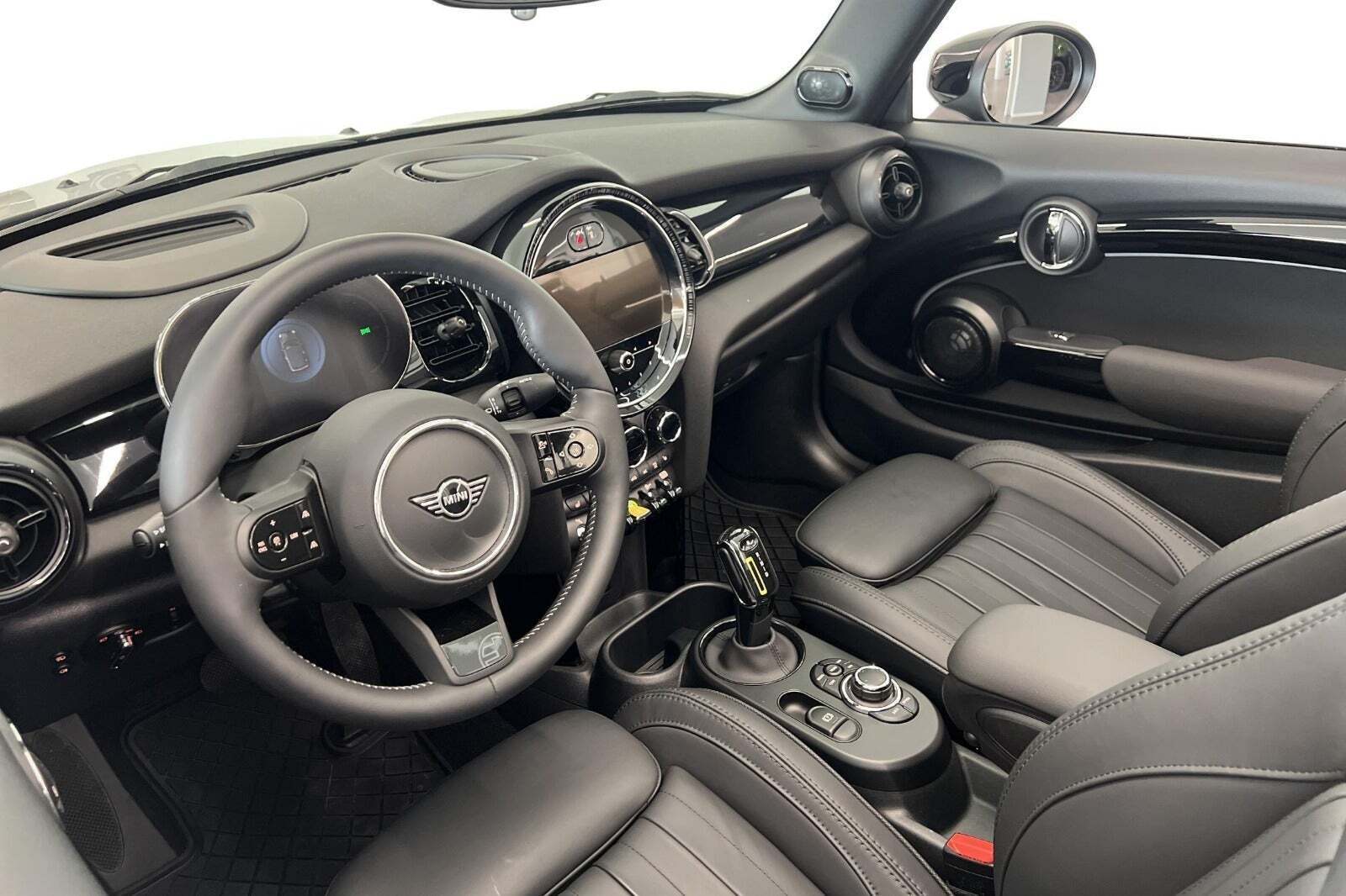 Mini Cooper SE Cabriolet