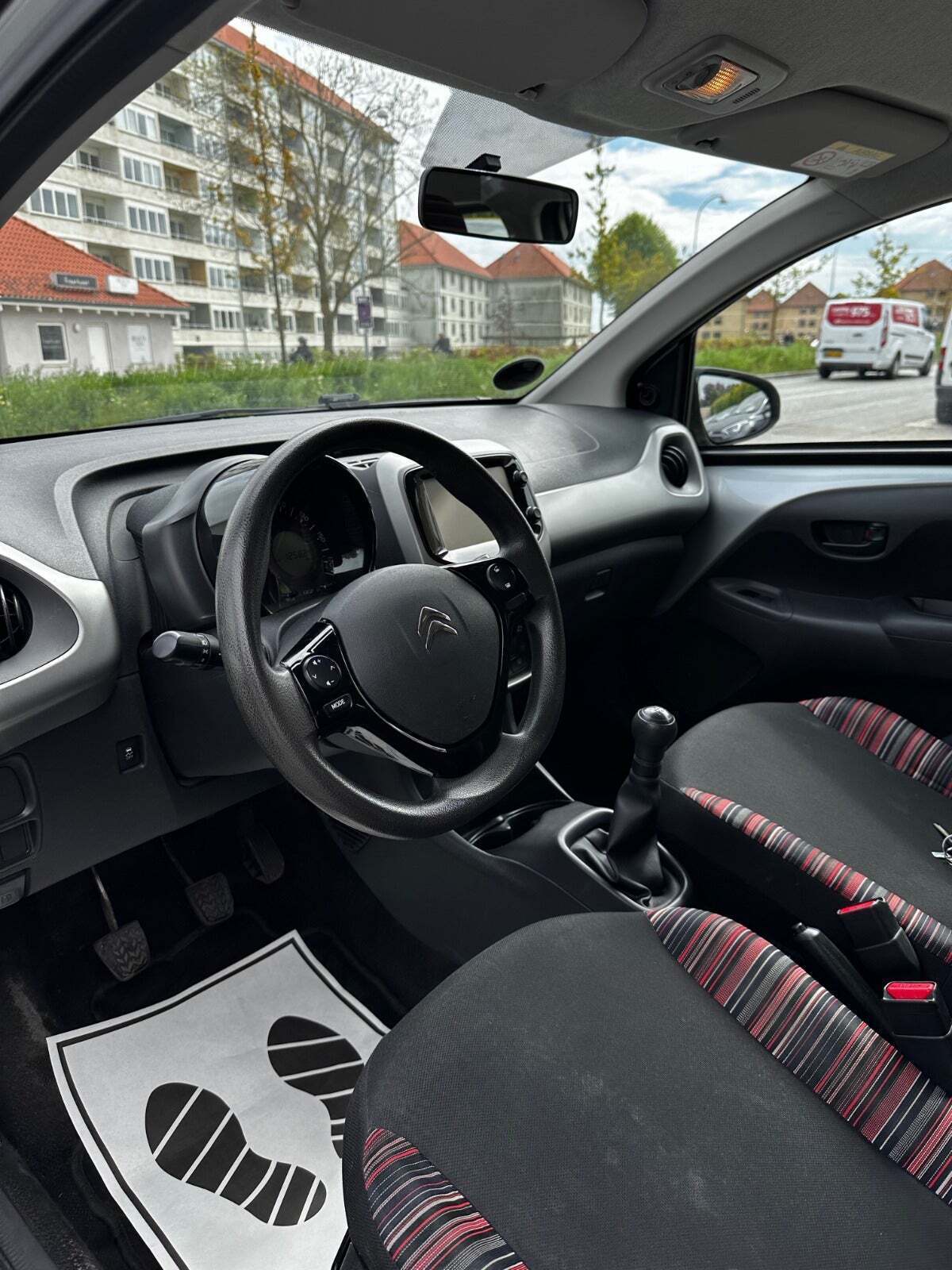 Grå Citroën C1 fra 2016