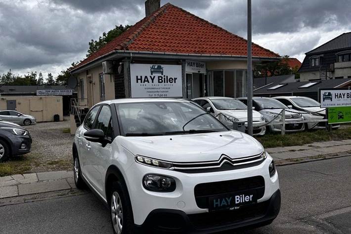Hvid Citroën C3 fra 2020 set udefra