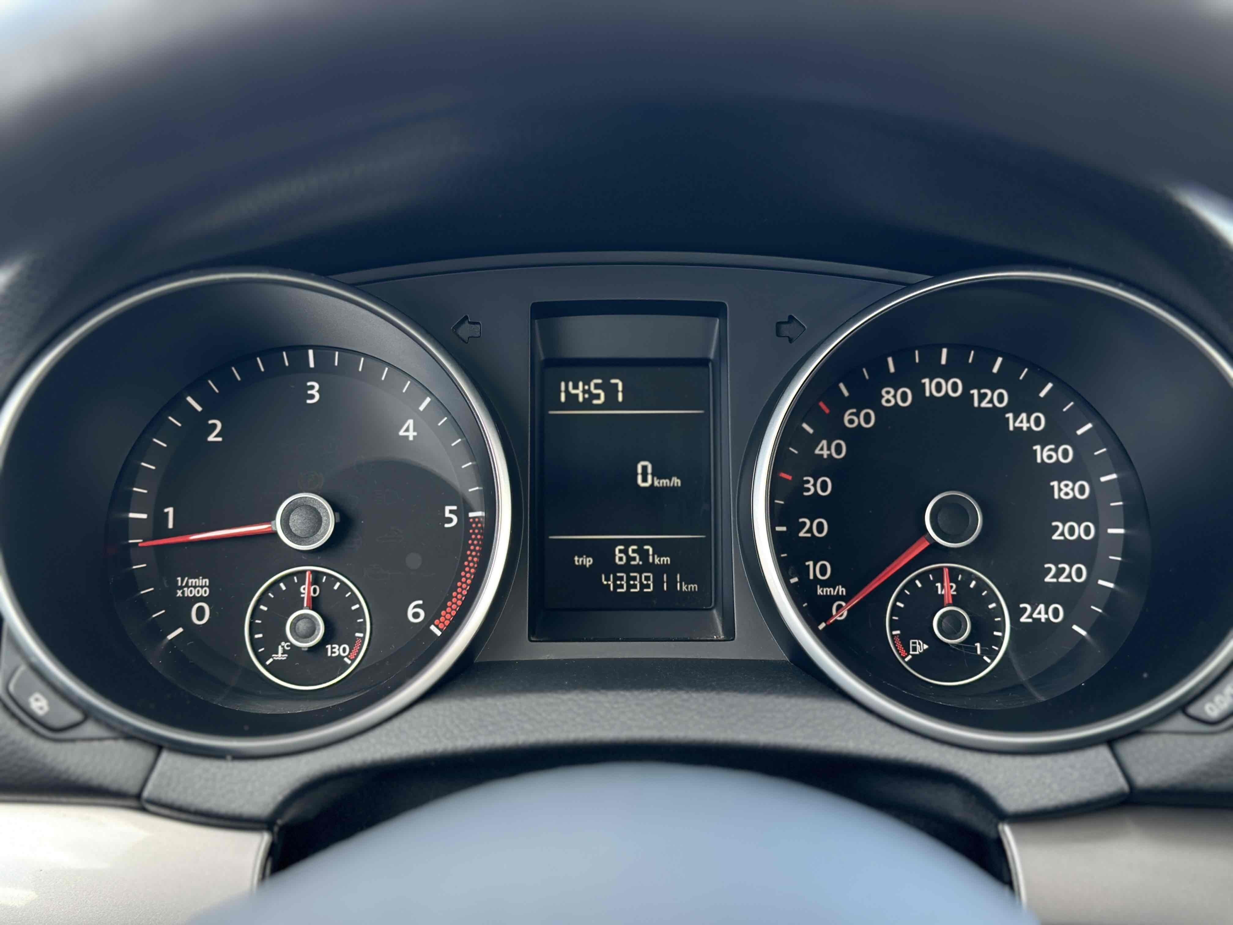 Sort VW Golf VI fra 2010