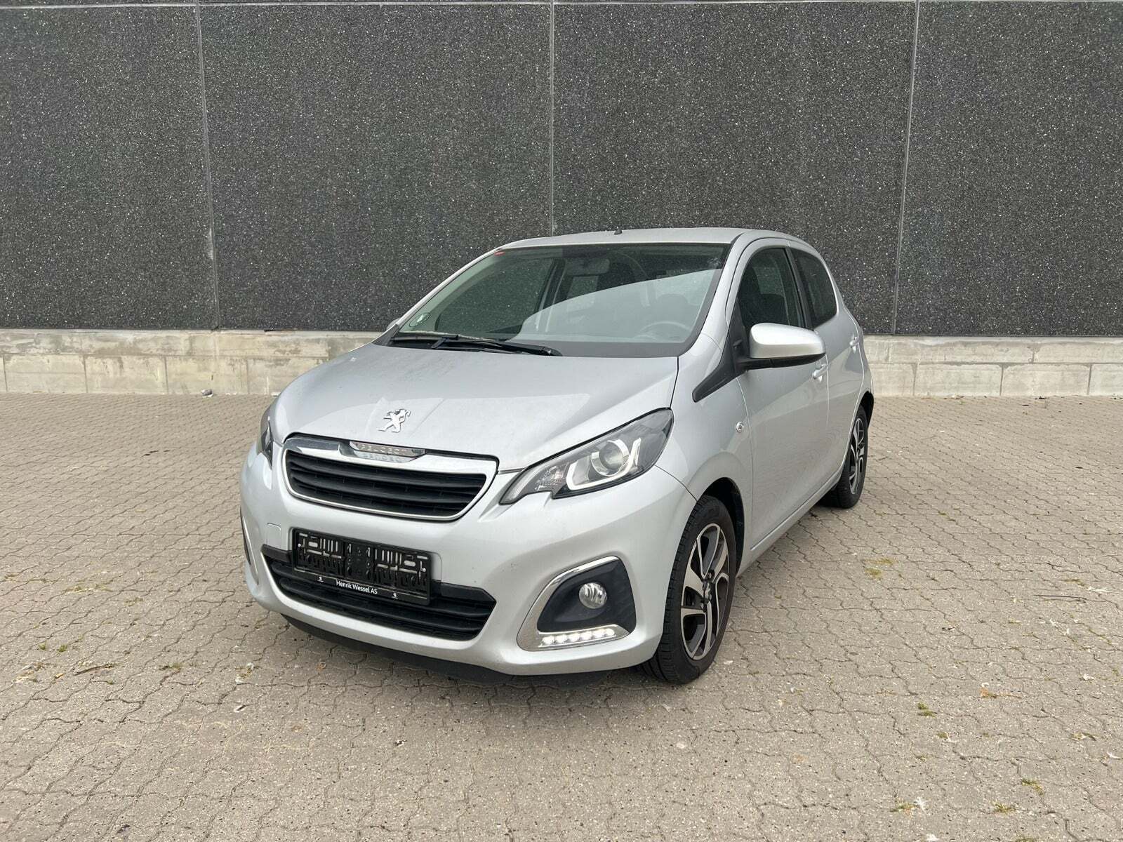 Peugeot 108 1,0 e-VTi 72 Allure+