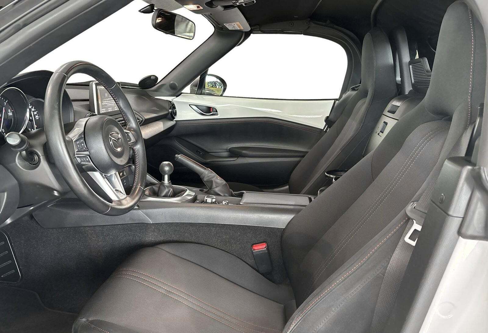 Mazda MX-5 1,5 SkyActiv-G 131 Roadster