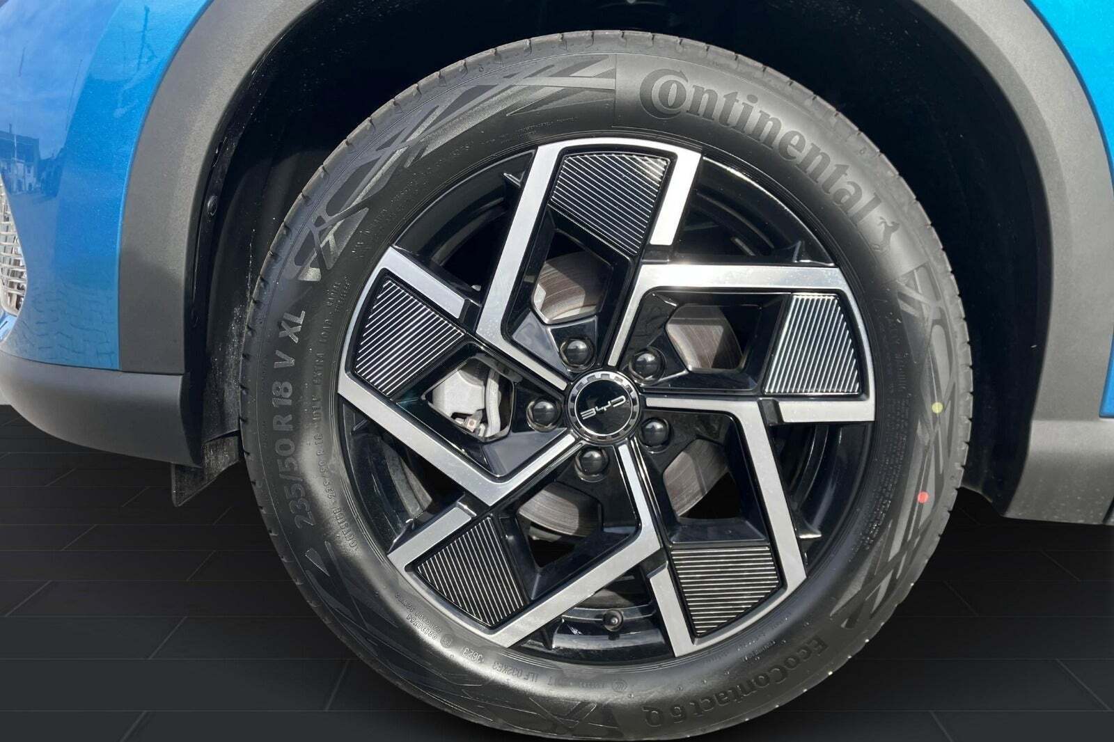 Blå BYD Atto 3 fra 2023