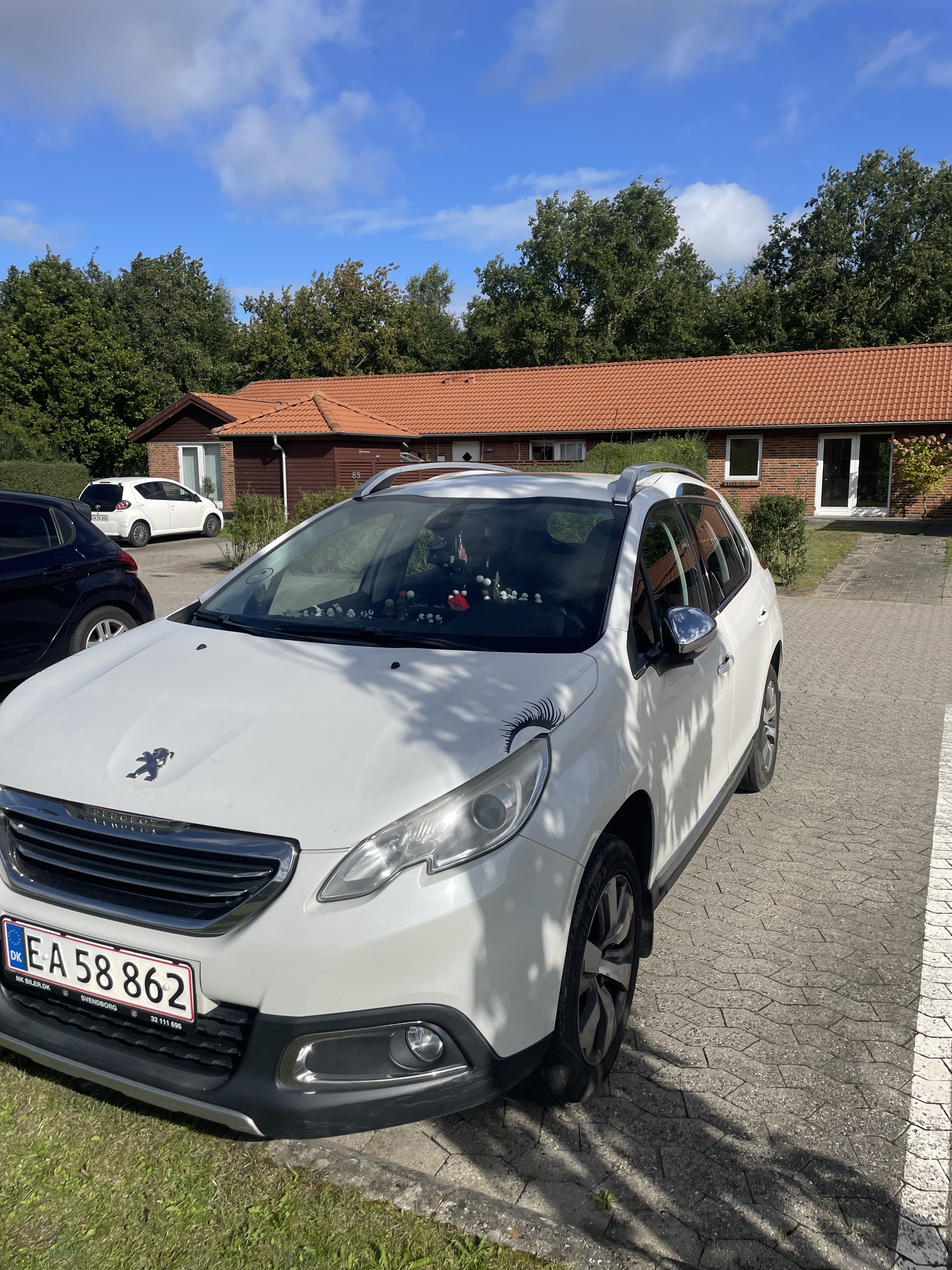 Hvid Peugeot 2008 fra 2014