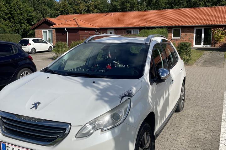 Hvid Peugeot 2008 fra 2014