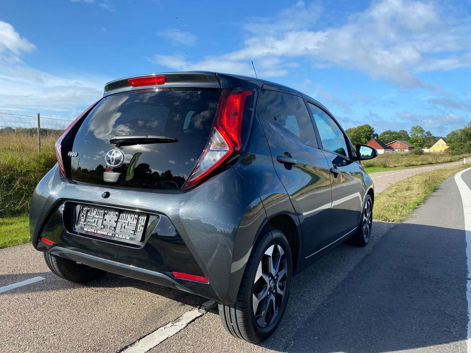 Toyota Aygo 1,0 VVT-i x-press