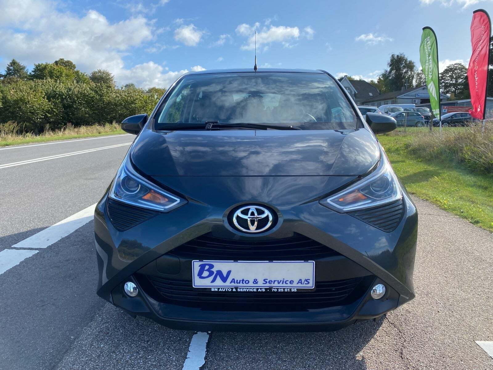 Grå Toyota Aygo fra 2020