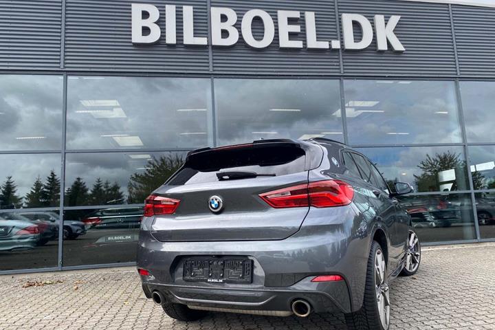 Grå BMW X2 fra 2019