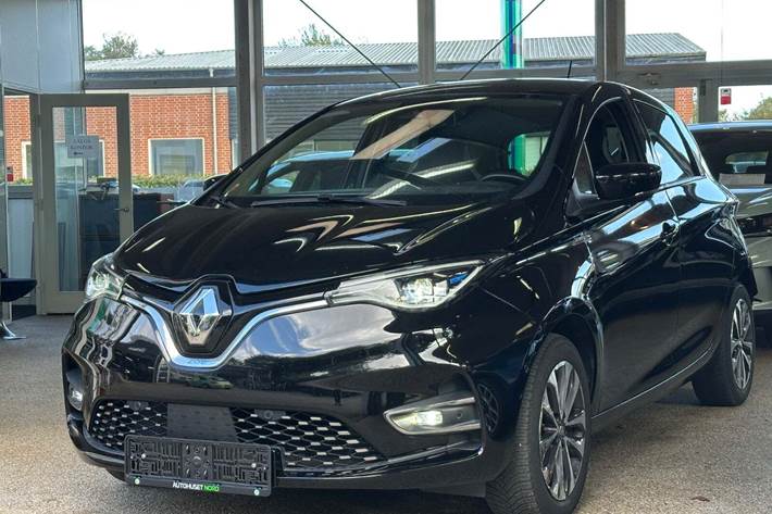 Sort Renault Zoe fra 2020 set udefra