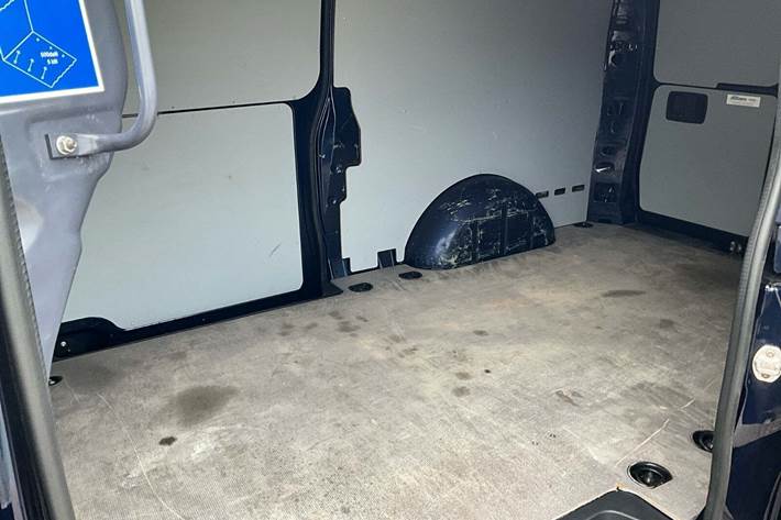 Blå Mercedes Vito 119 fra 2019