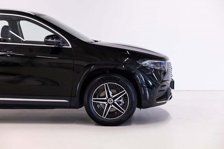 Sort Mercedes EQA250+ fra 2025