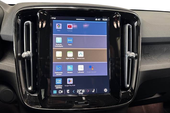 Rød Volvo C40 fra 2023