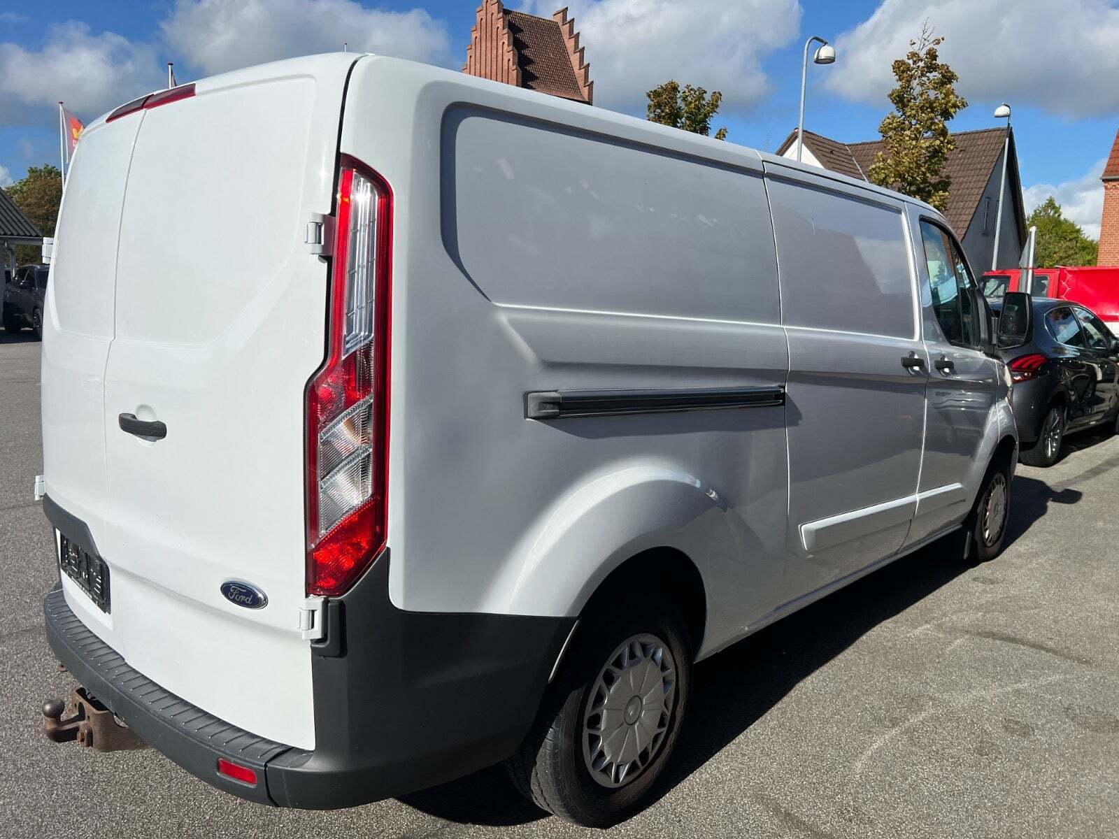 Ford Transit Custom 310L 2,2 TDCi 125 Trend Van