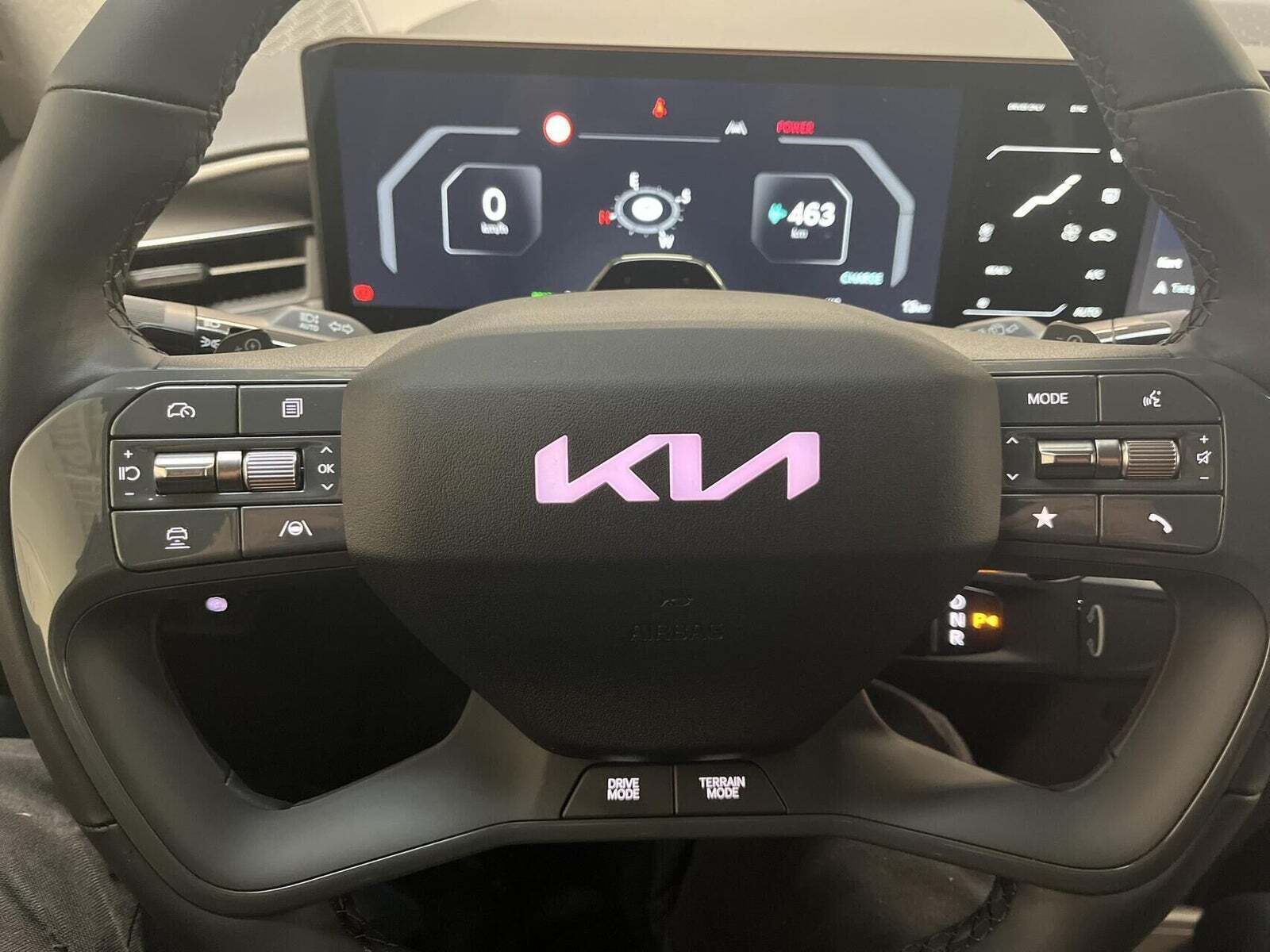 Grå Kia EV9 fra 2025