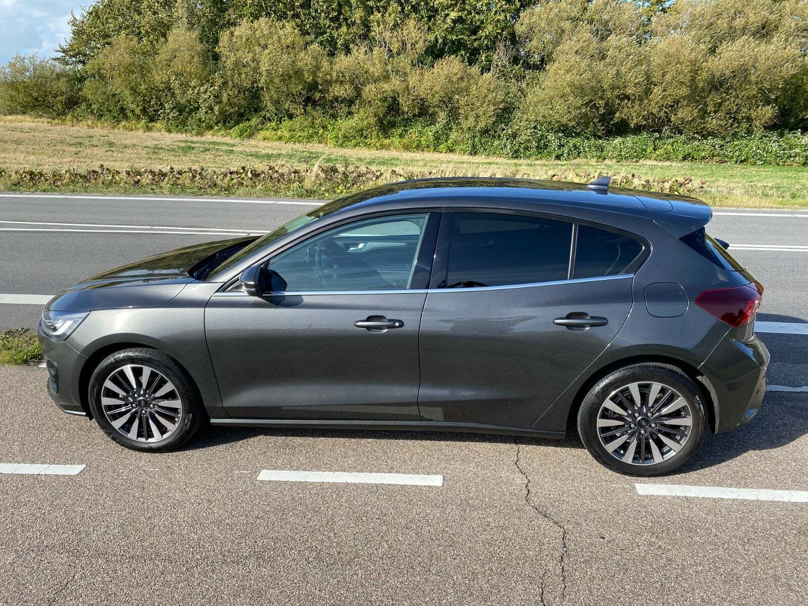 Grå Ford Focus fra 2022