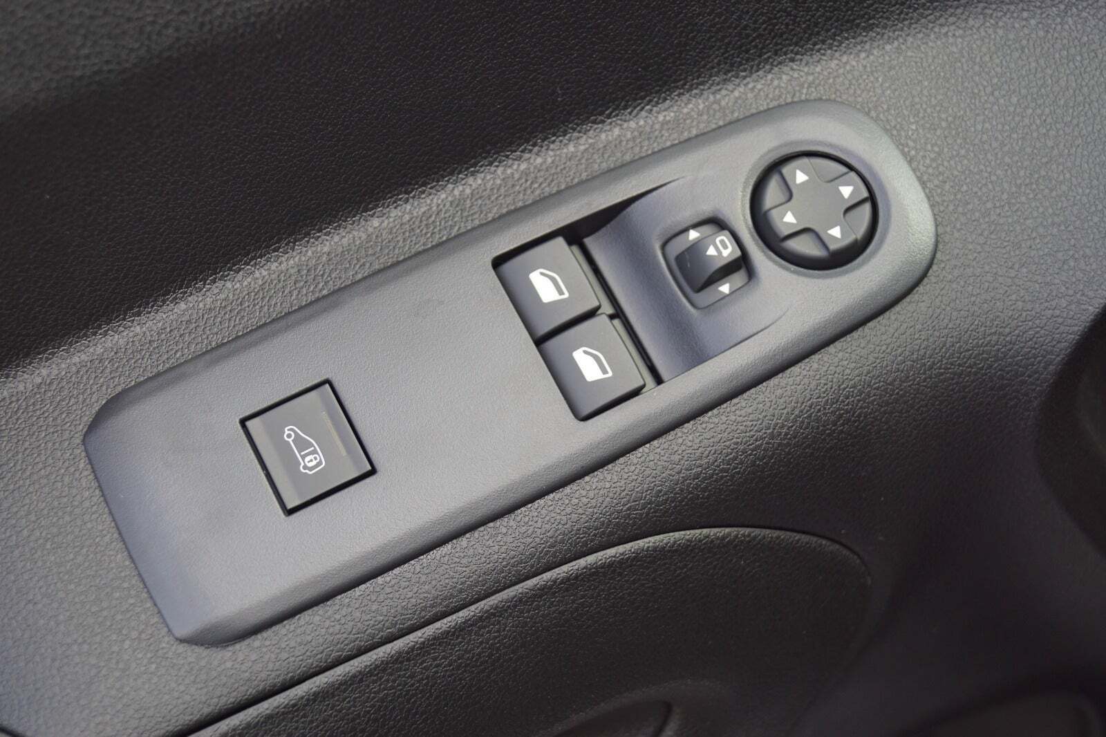 Hvid Toyota ProAce City fra 2025