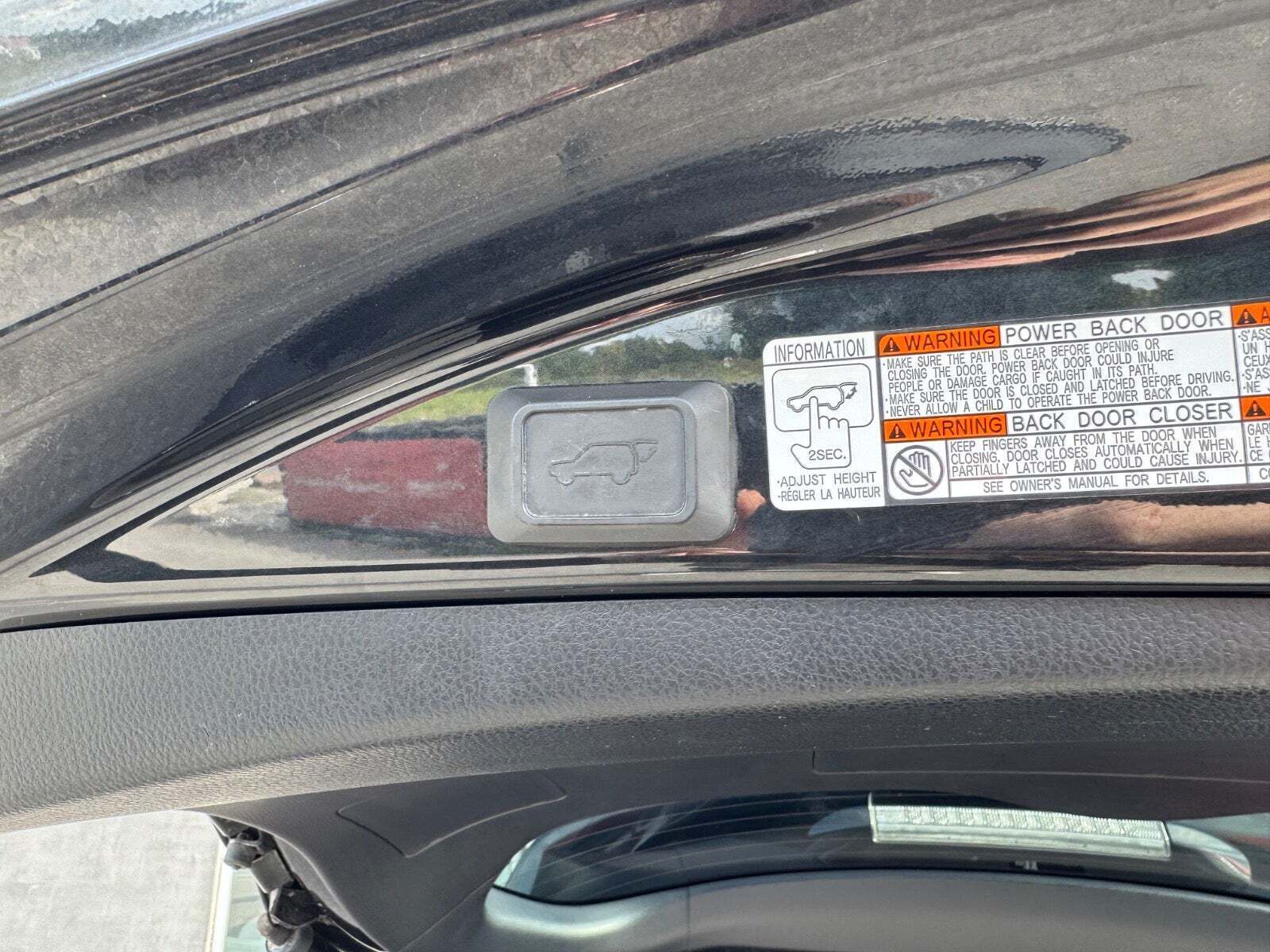 Grå Toyota RAV4 fra 2018