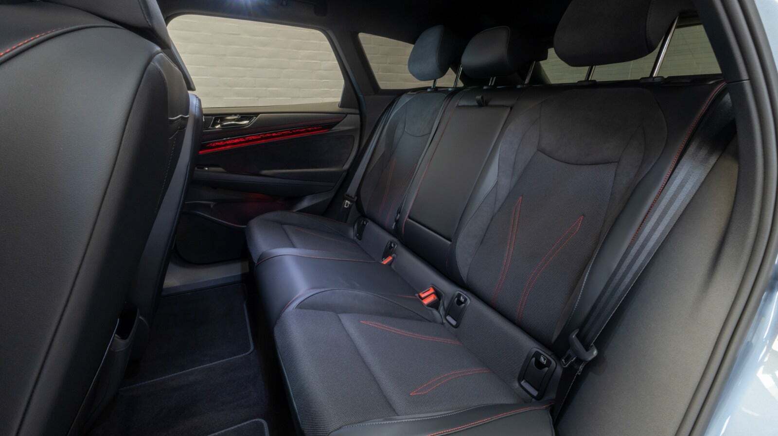 Blå VW ID.7 fra 2025