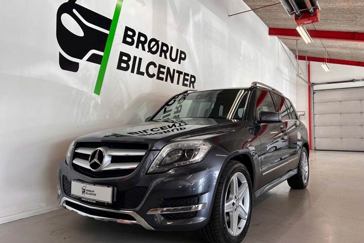 undefined Mercedes GLK350 fra 2015 set udefra