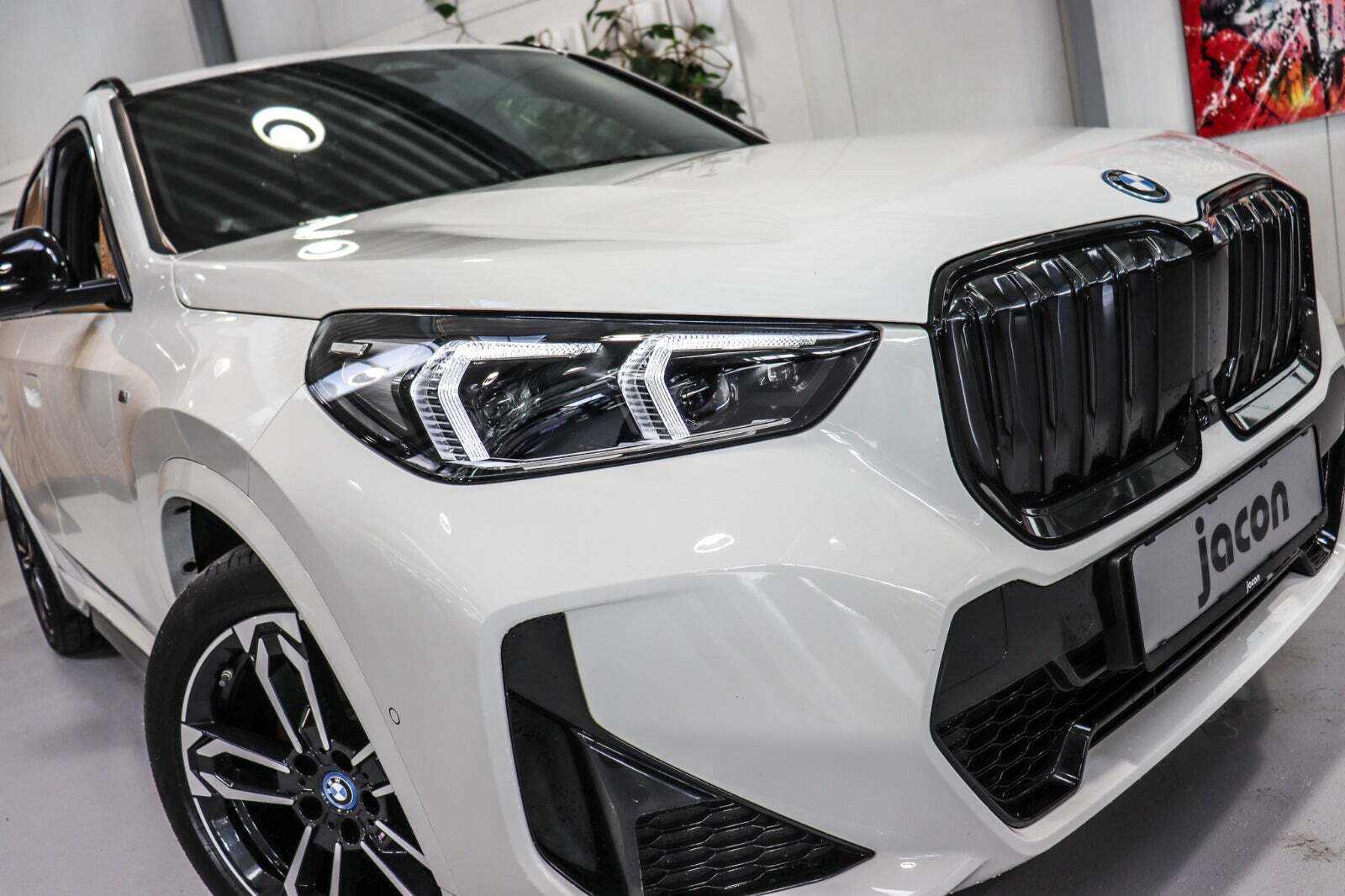 BMW iX1 xDrive30 Fully Charged M-Sport