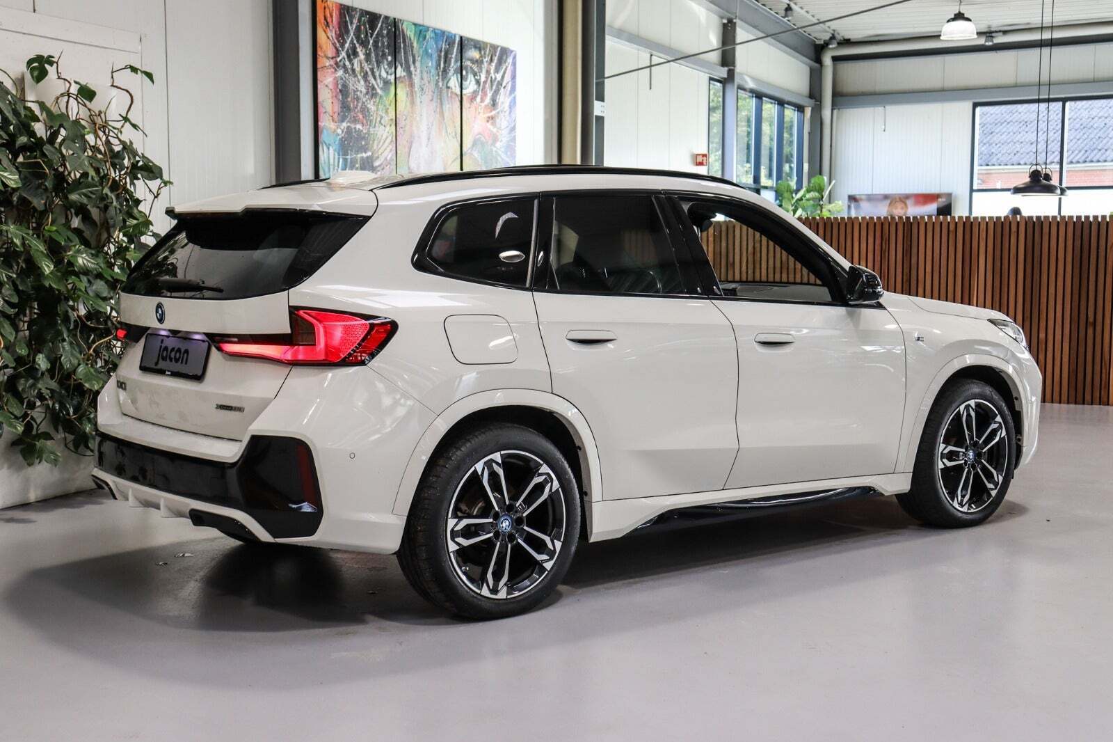 BMW iX1 xDrive30 Fully Charged M-Sport