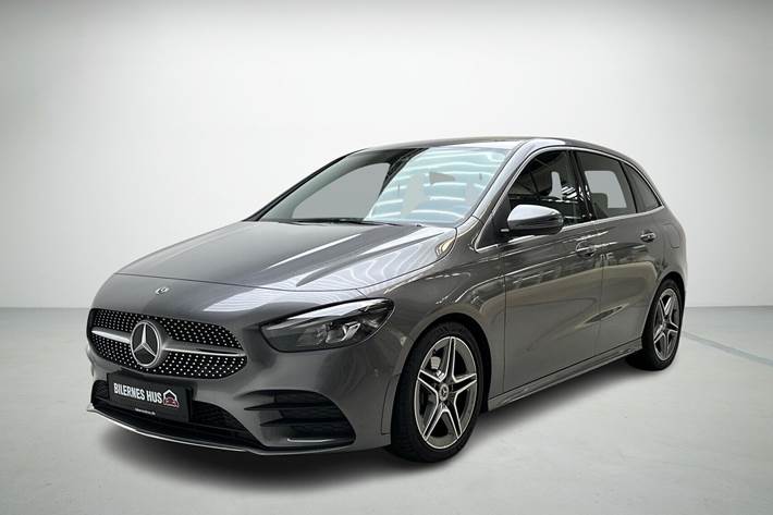 Grå Mercedes B200 fra 2020