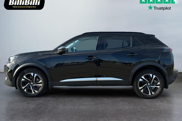 Beige Peugeot 2008 fra 2020