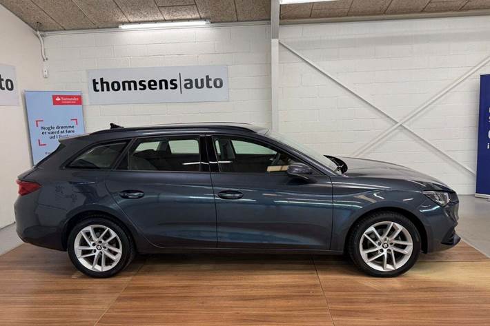 Grå Seat Leon fra 2021