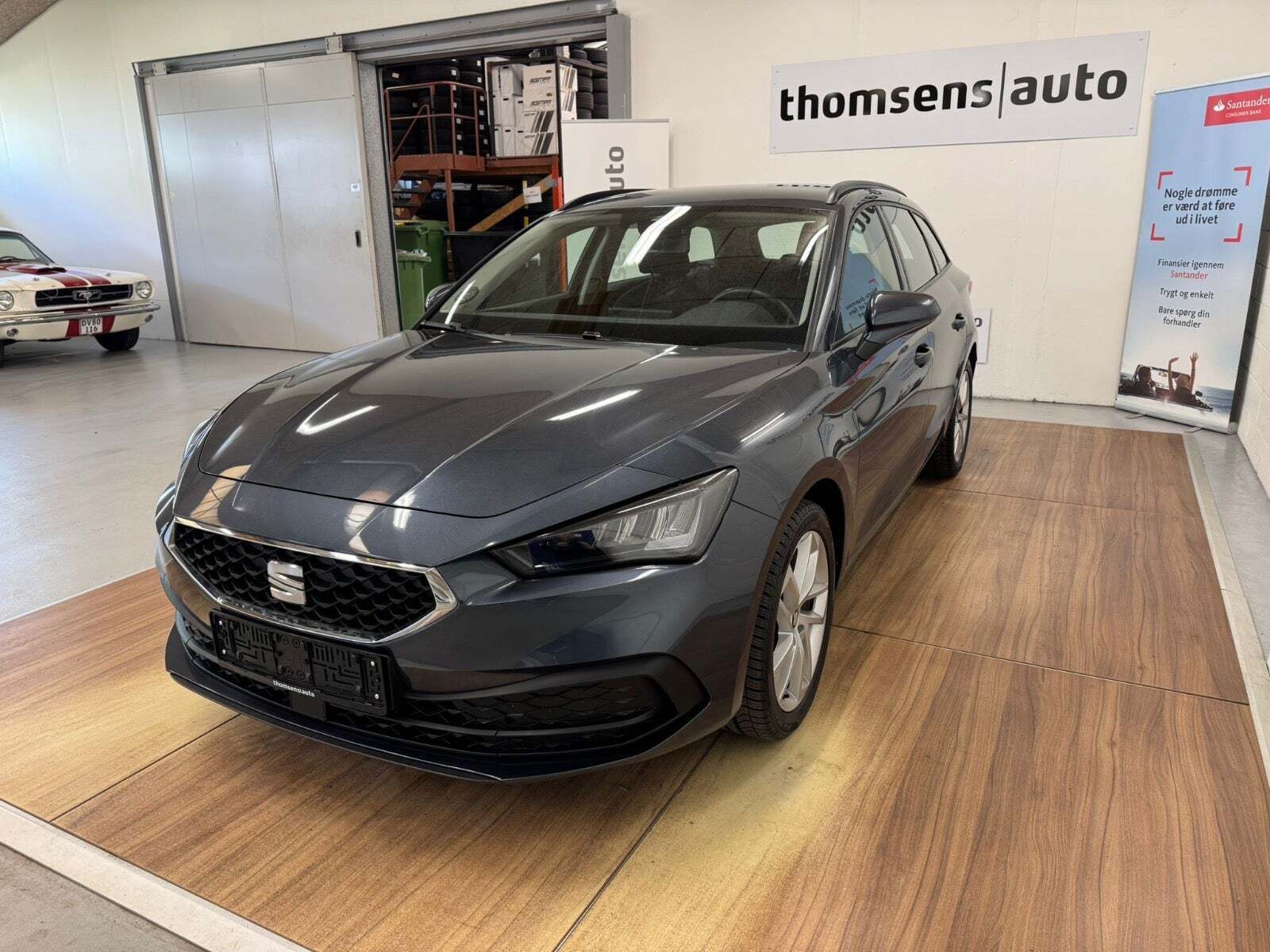 Grå Seat Leon fra 2021