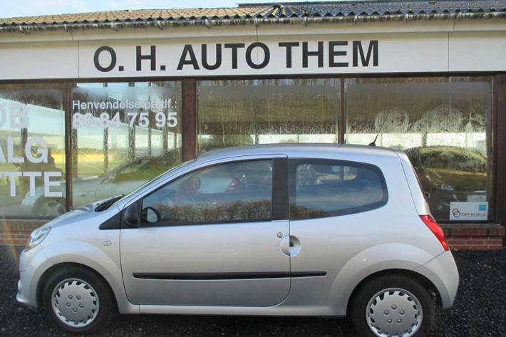 Sølv Renault Twingo fra 2010