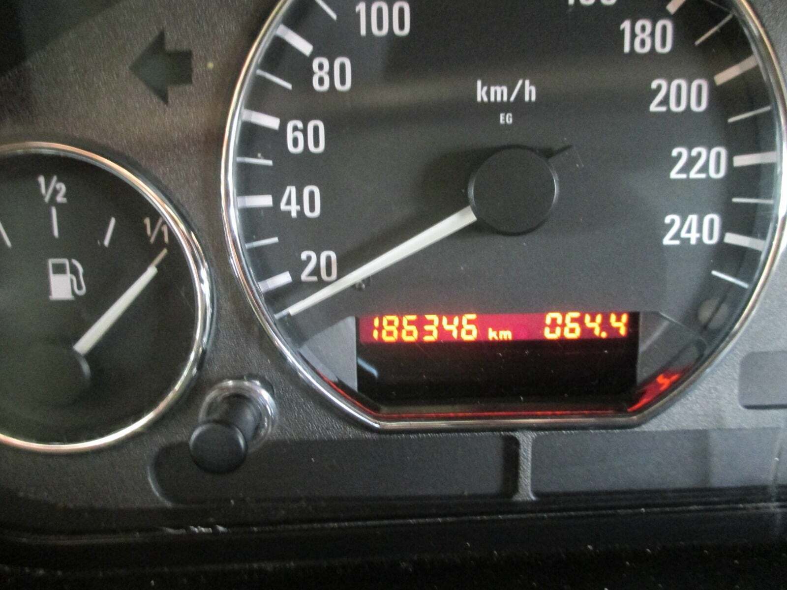 Sort BMW Z3 fra 1999