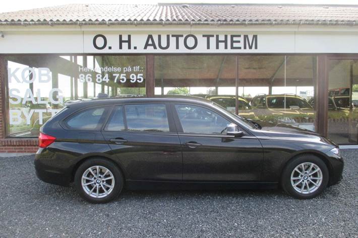 Sort BMW 320d fra 2017