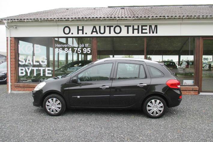Sort Renault Clio III fra 2009 set udefra