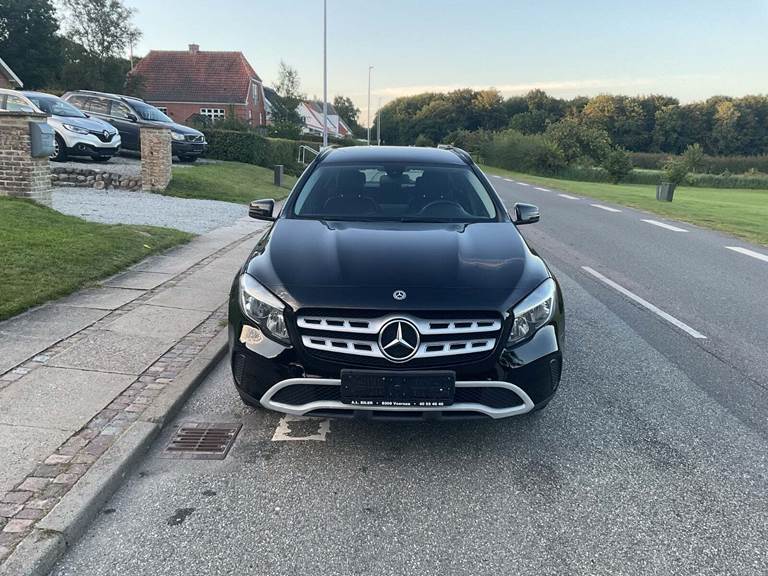 Mercedes GLA200 d 2,2
