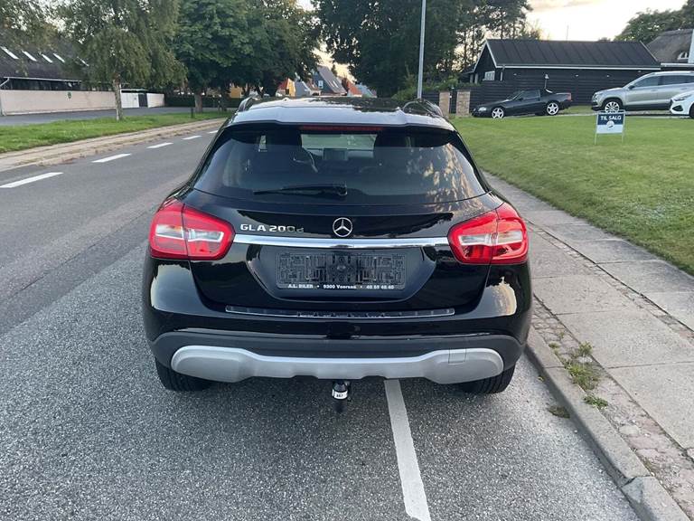 Mercedes GLA200 d 2,2