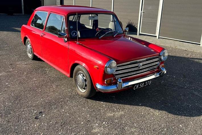 Sort Morris Marina fra 1970 set udefra