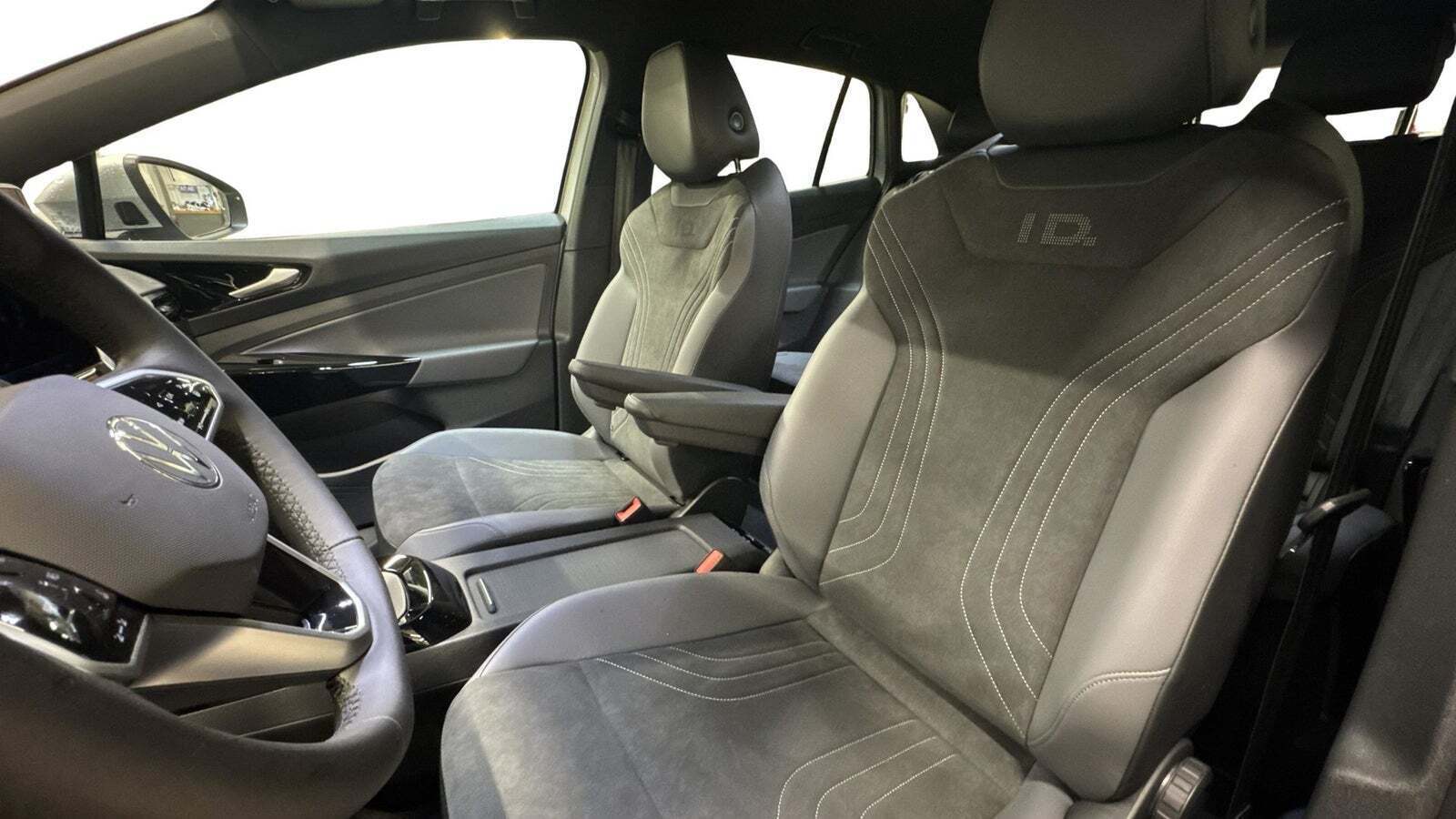 Sølv VW ID.4 fra 2025