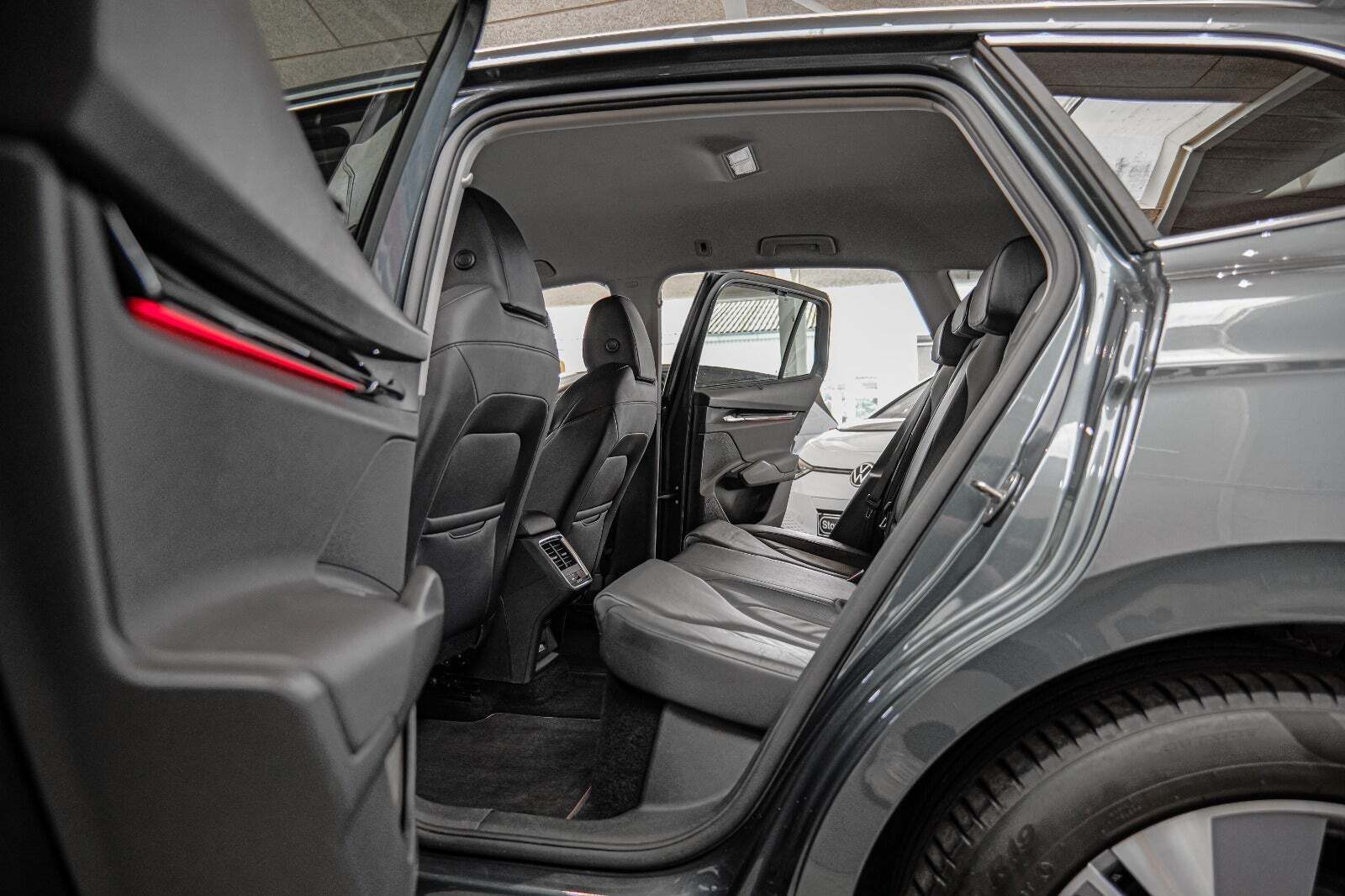 Skoda Enyaq 80 iV Selection Suite