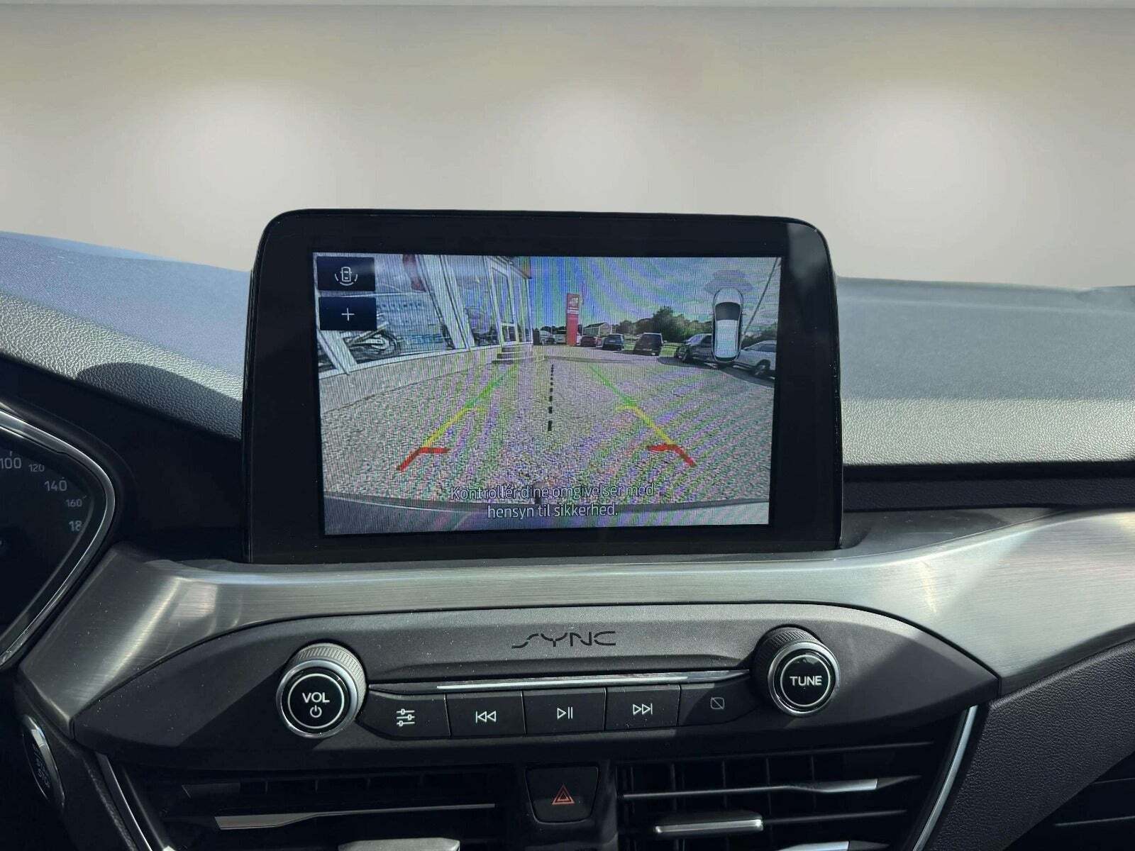 Grå Ford Focus fra 2019