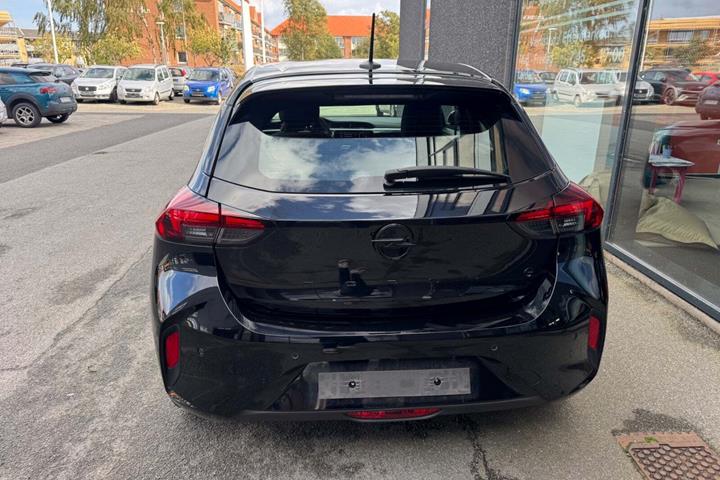 Sort Opel Corsa-e fra 2024