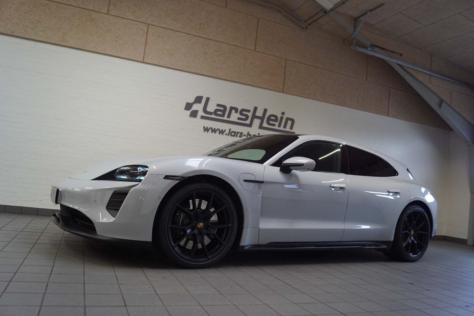 Porsche Taycan GTS Performance+ Sport Turismo