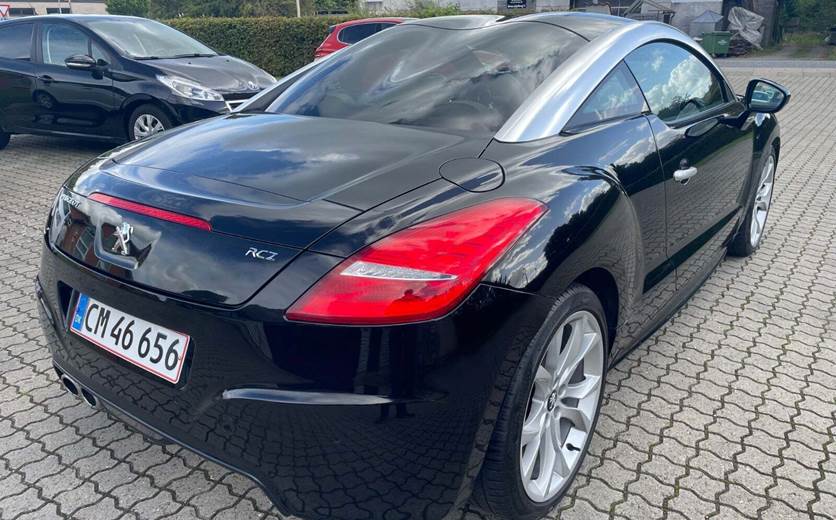 Peugeot RCZ