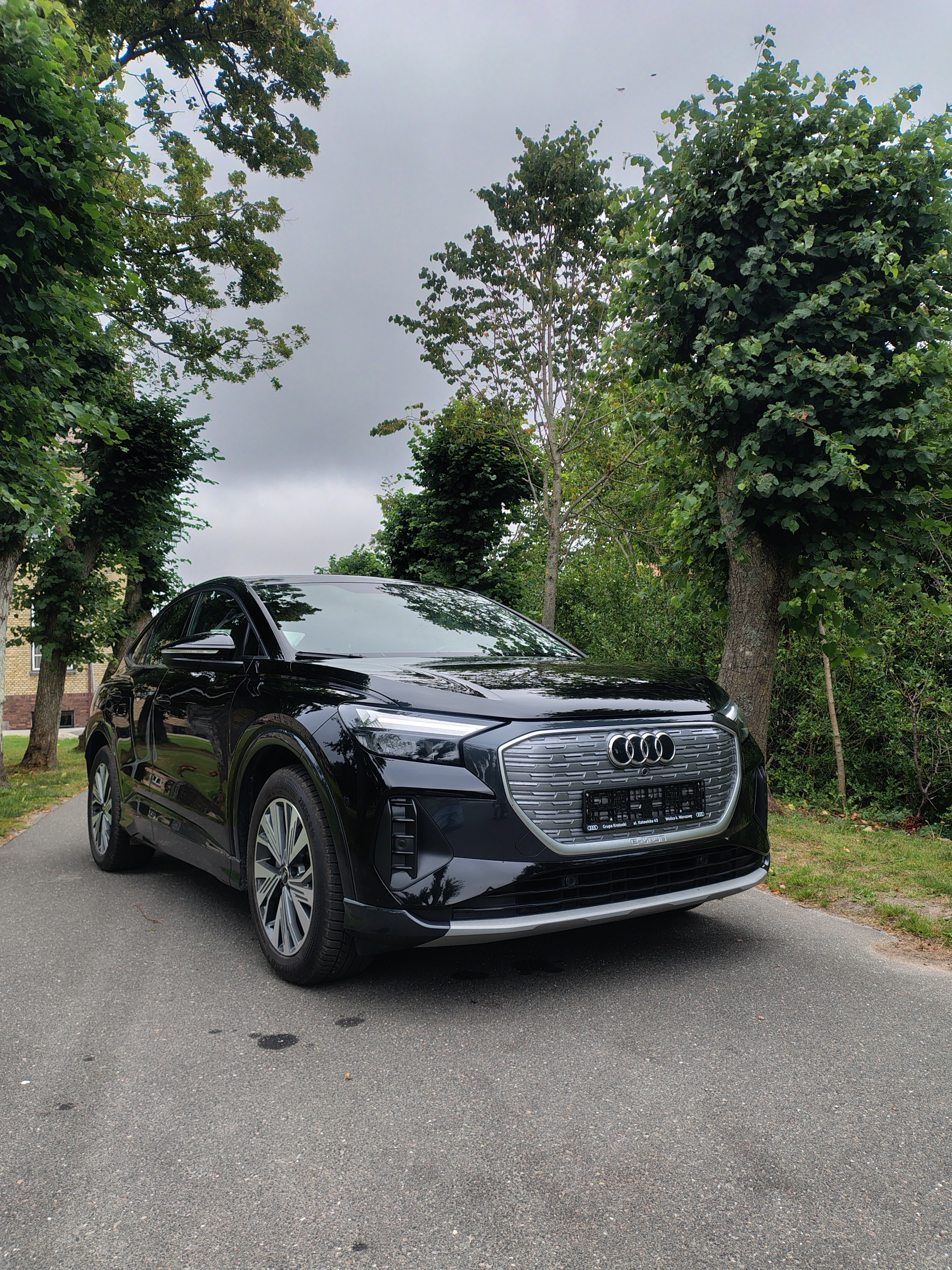 Sort Audi e-tron fra 2023
