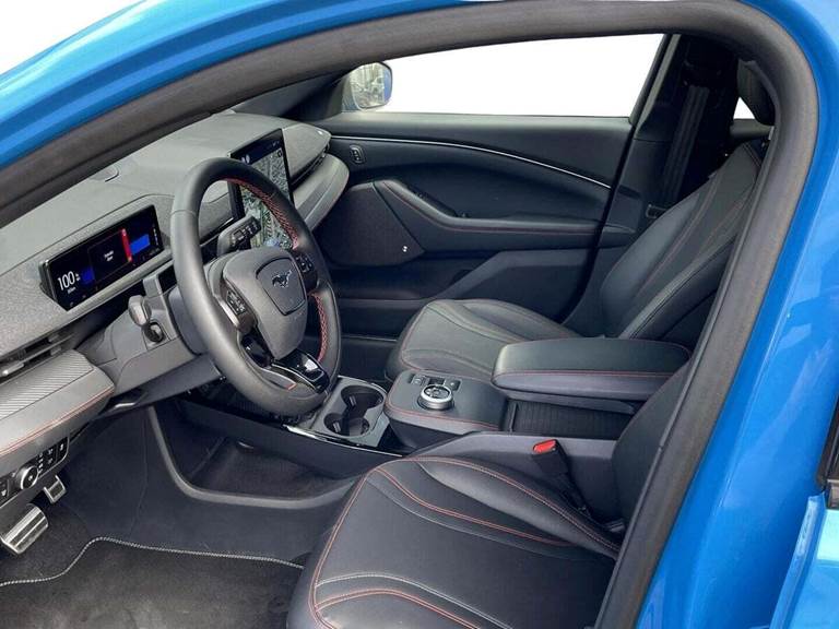 Ford Mustang Mach-E 70 Premium Standard Range AWD