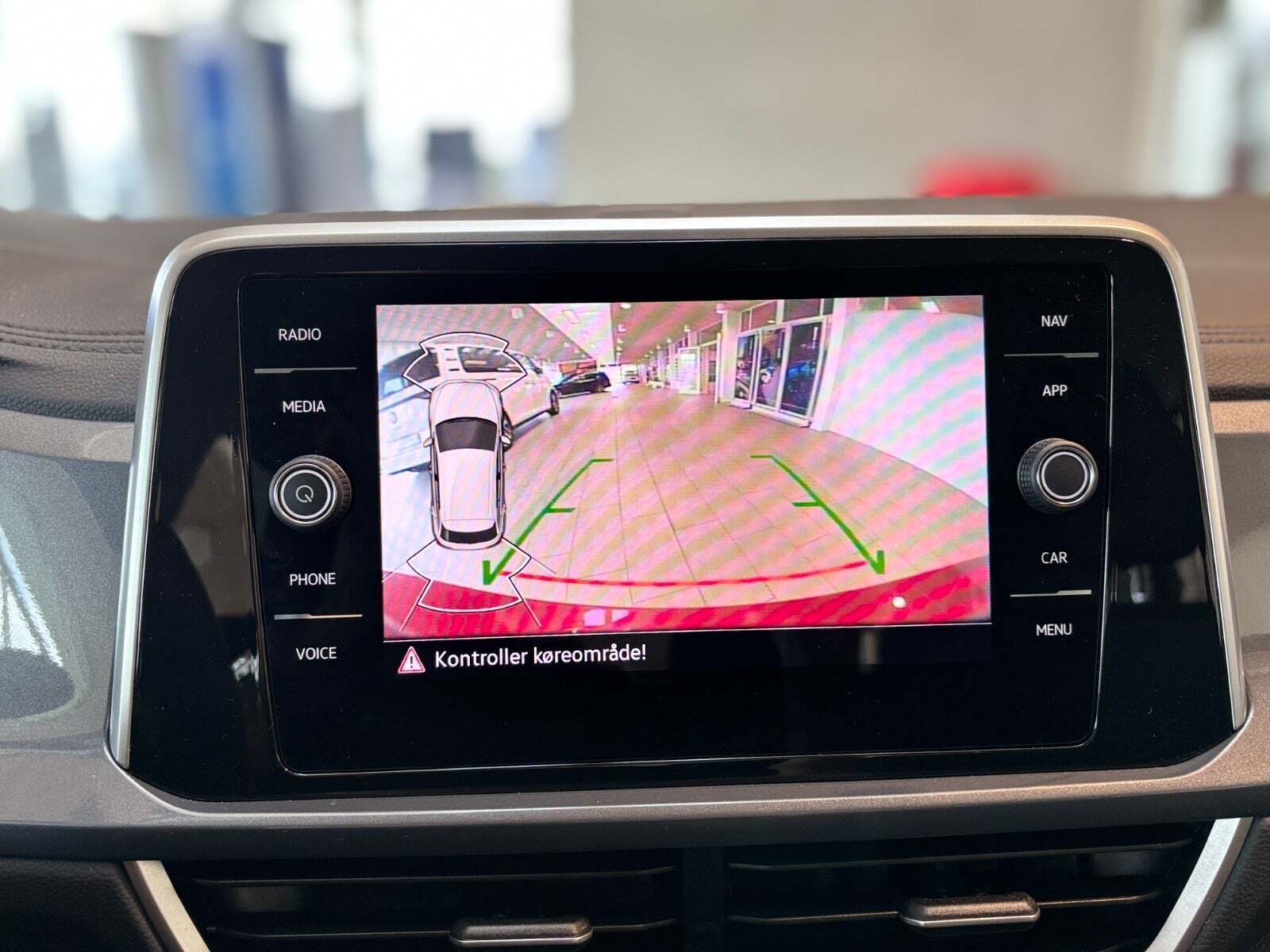 Rød VW T-Roc fra 2024