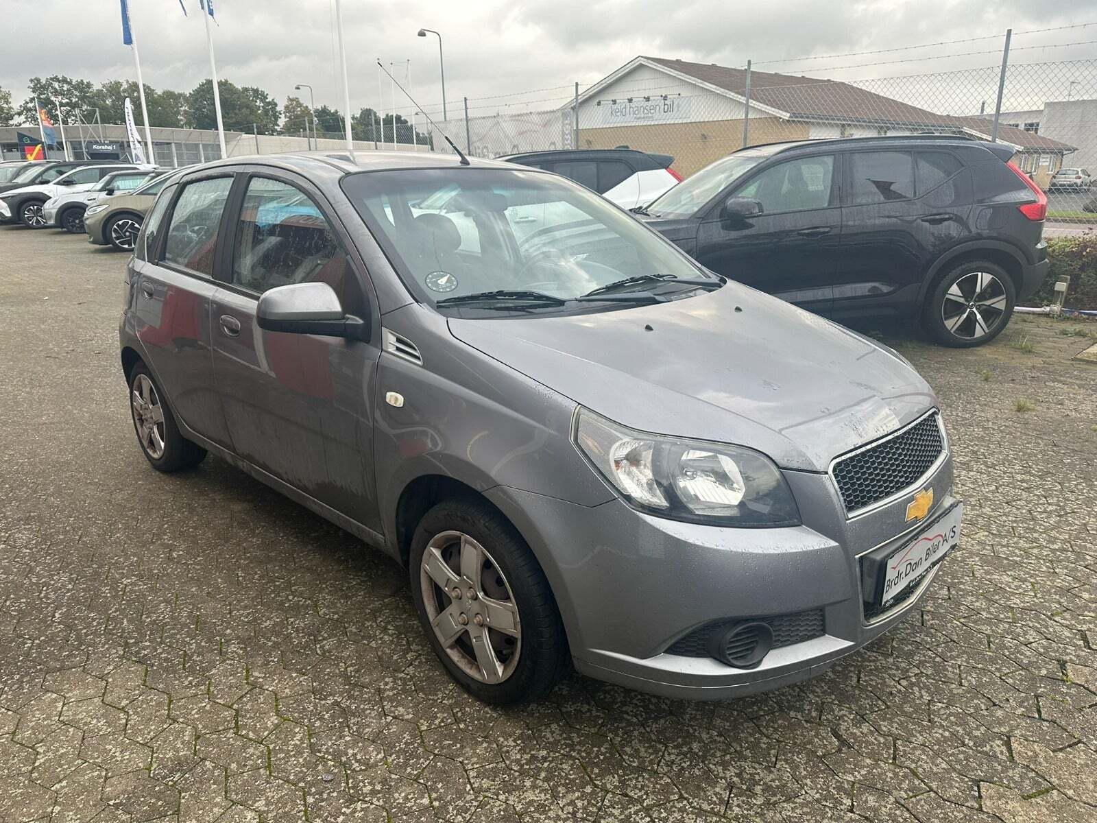 Grå Chevrolet Aveo fra 2011