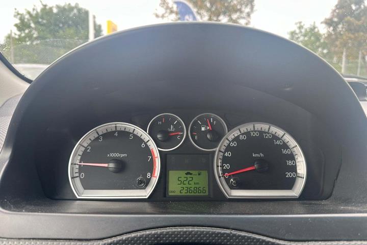 Grå Chevrolet Aveo fra 2011