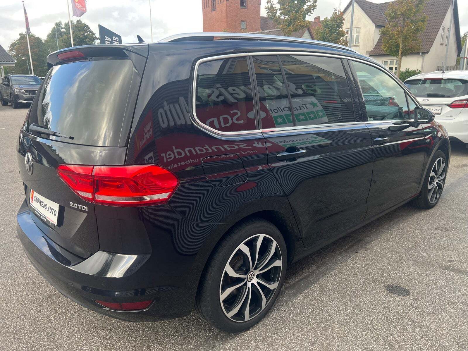 VW Touran 2,0 TDi 150 Highline DSG 7prs